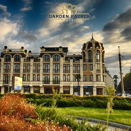 Garden Palace Zugdidi Exterior foto