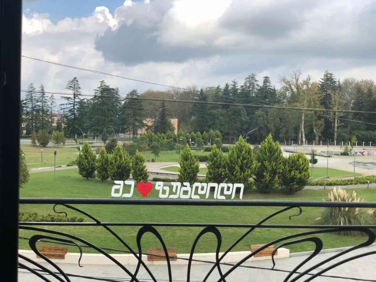 Garden Palace Zugdidi Exterior foto