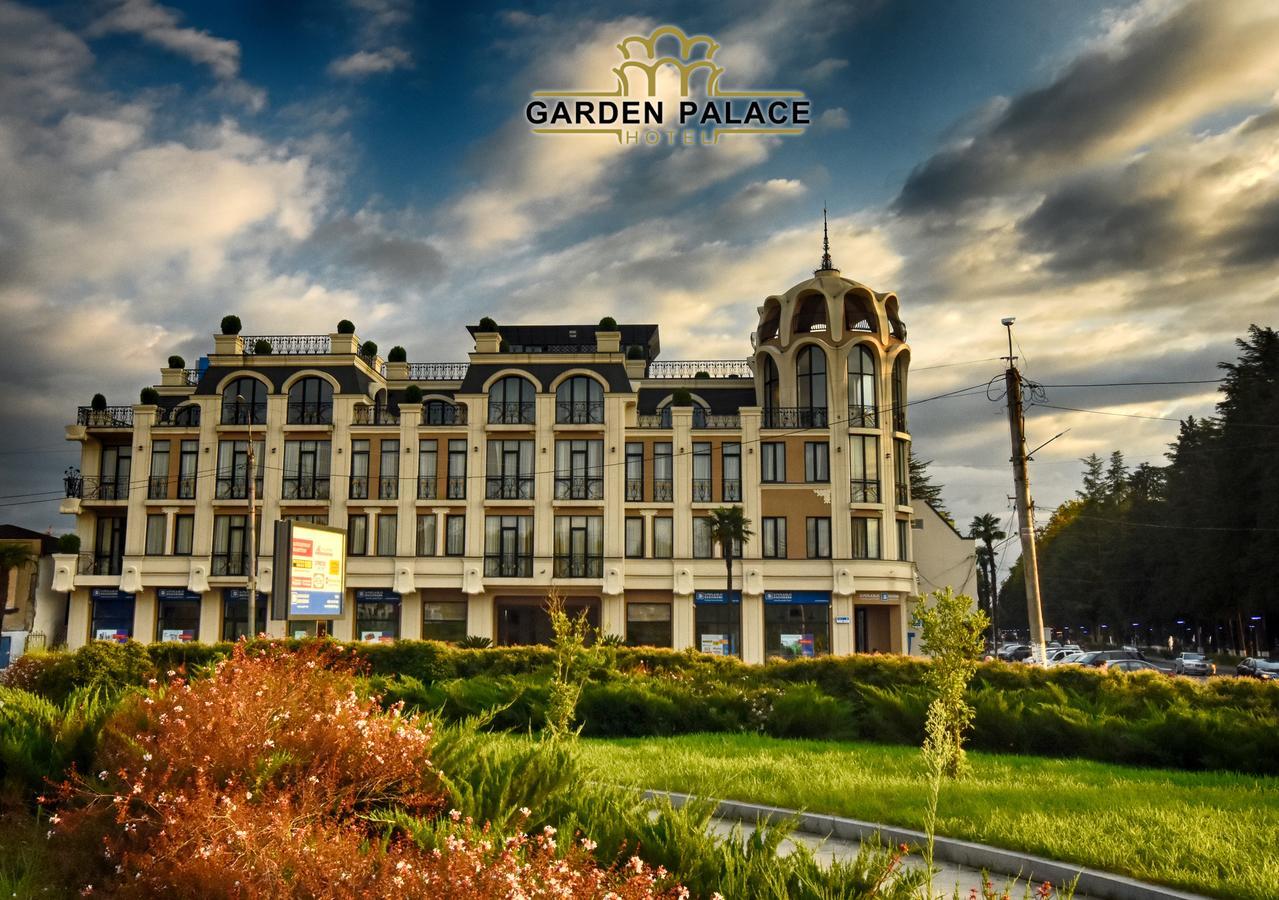 Garden Palace Zugdidi Exterior foto